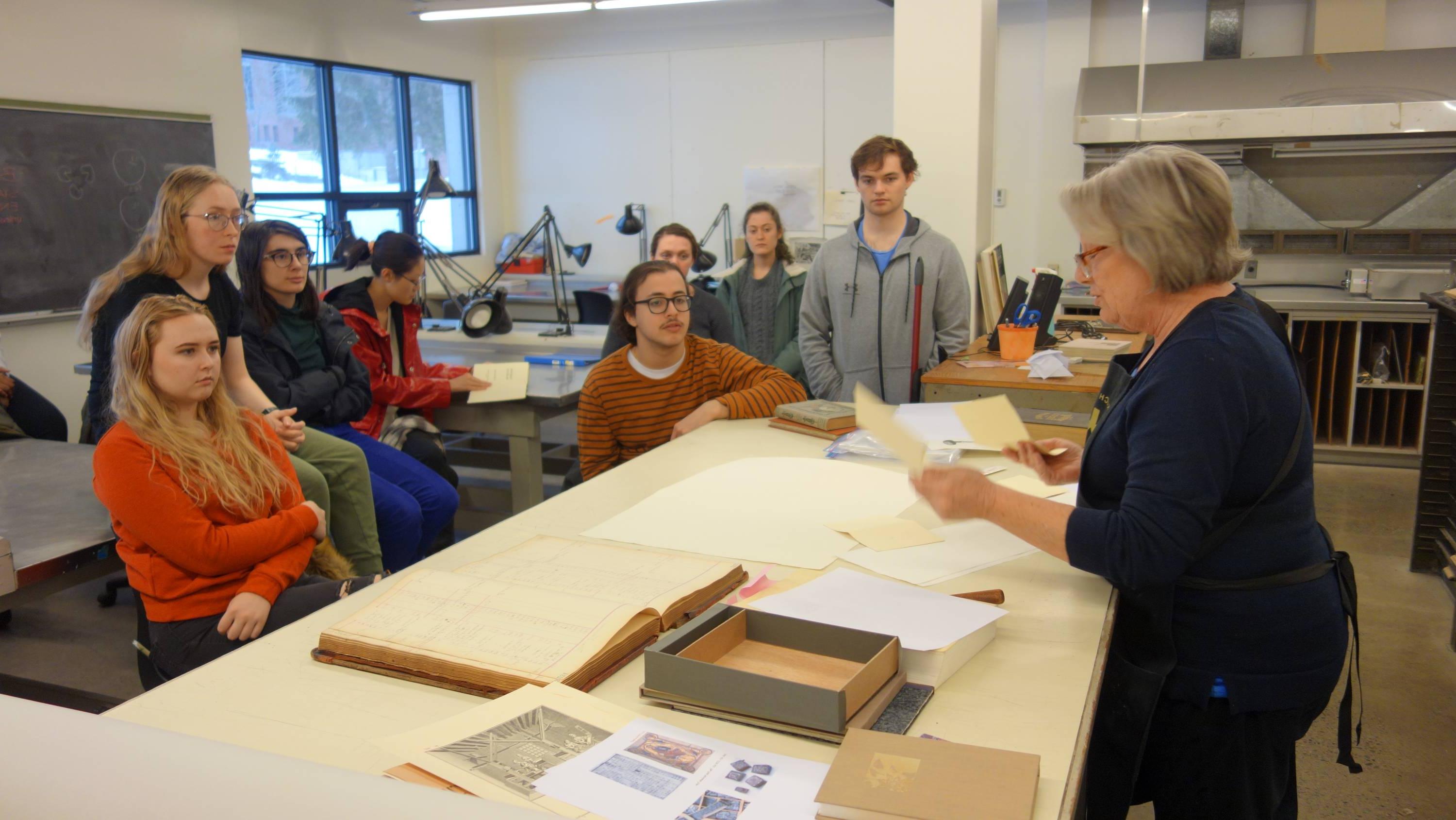 Skidmore College students gather at an IdeaLab Makerspace